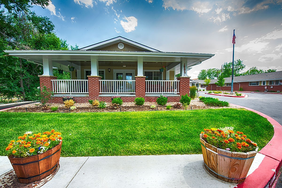 the front of the Lakeside Post Acute facility
