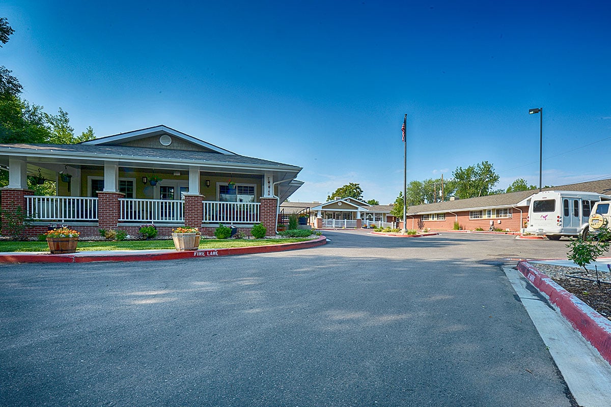 the front of the Lakeside Post Acute facility